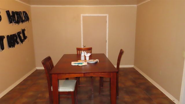 706 NW 6th Street NW, Springhill, LA 71075