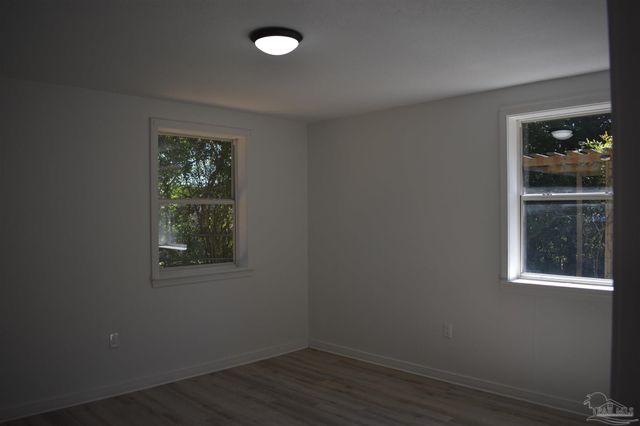 441 Okaloosa Ave, Pensacola, FL 32503