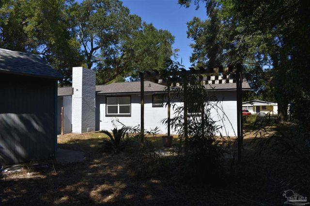 441 Okaloosa Ave, Pensacola, FL 32503