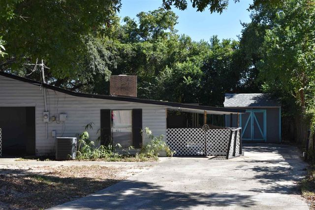 441 Okaloosa Ave, Pensacola, FL 32503