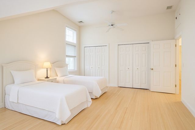 17 Highcroft Way 17, Hopkinton, MA 01748