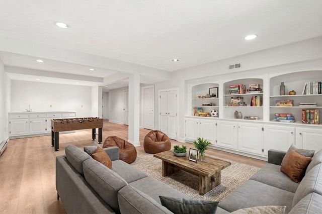 17 Highcroft Way 17, Hopkinton, MA 01748