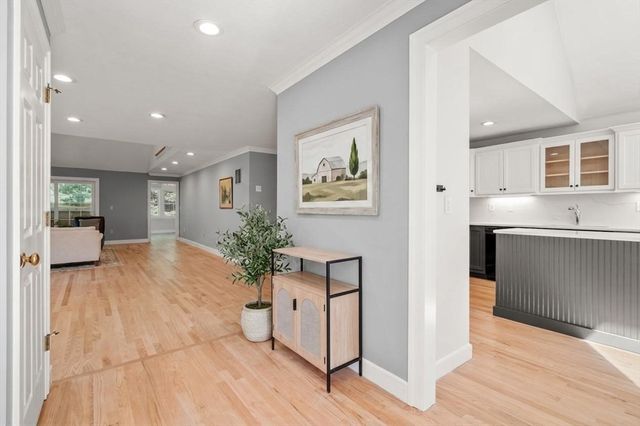 17 Highcroft Way 17, Hopkinton, MA 01748