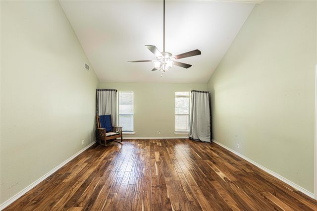 1713 Oak Creek Drive, Sherman, TX 75092