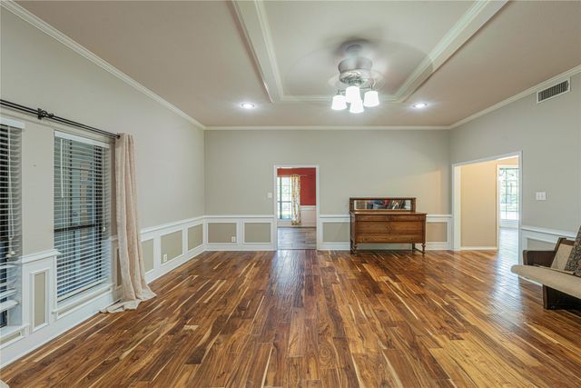 1713 Oak Creek Drive, Sherman, TX 75092