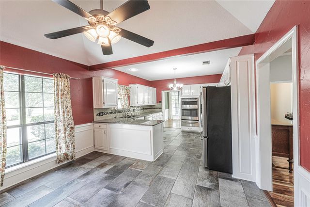 1713 Oak Creek Drive, Sherman, TX 75092