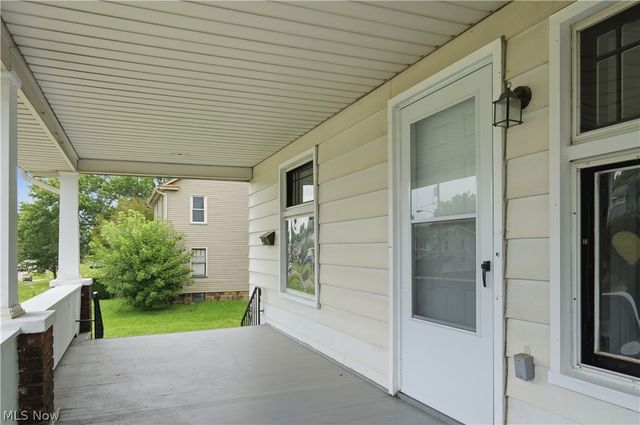 521 Cambridge Avenue, Youngstown, OH 44502