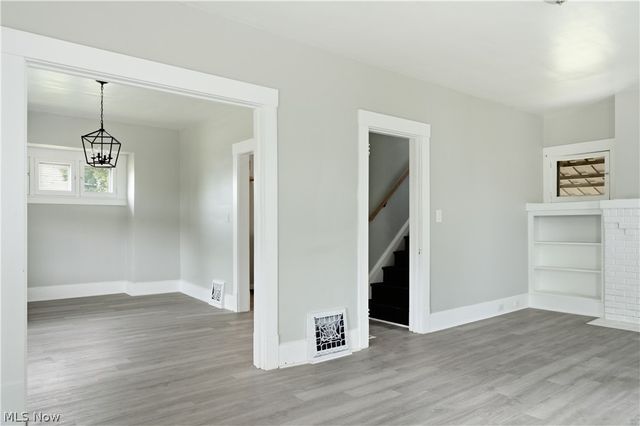 521 Cambridge Avenue, Youngstown, OH 44502