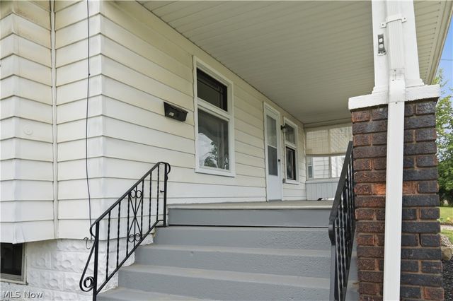 521 Cambridge Avenue, Youngstown, OH 44502