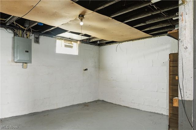 521 Cambridge Avenue, Youngstown, OH 44502