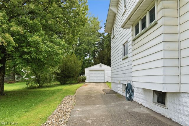 521 Cambridge Avenue, Youngstown, OH 44502