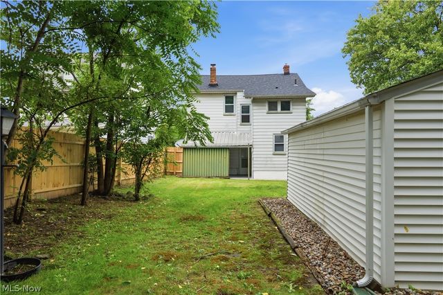 521 Cambridge Avenue, Youngstown, OH 44502