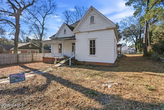 317 Mcdonald Avenue, Hamlet, NC 28345