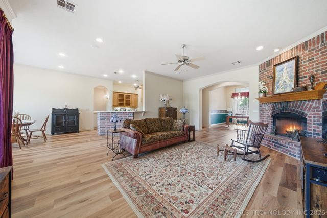 1504 W Trenton Street, Broken Arrow, OK 74012