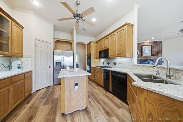 1504 W Trenton Street, Broken Arrow, OK 74012