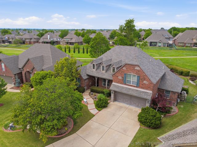1504 W Trenton Street, Broken Arrow, OK 74012