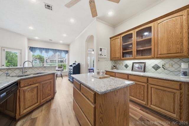 1504 W Trenton Street, Broken Arrow, OK 74012