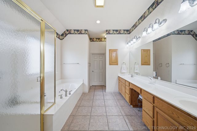 1504 W Trenton Street, Broken Arrow, OK 74012