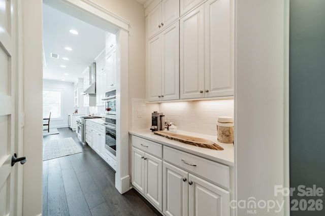 2008 Kenmere Lane, Charlotte, NC 28270