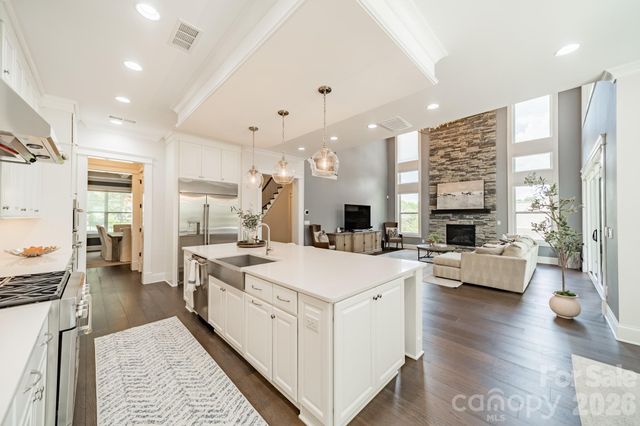 2008 Kenmere Lane, Charlotte, NC 28270