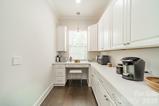 2008 Kenmere Lane, Charlotte, NC 28270