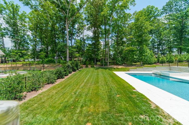 2008 Kenmere Lane, Charlotte, NC 28270