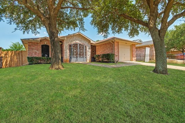 3104 Caballero Circle, Dallas, TX 75236