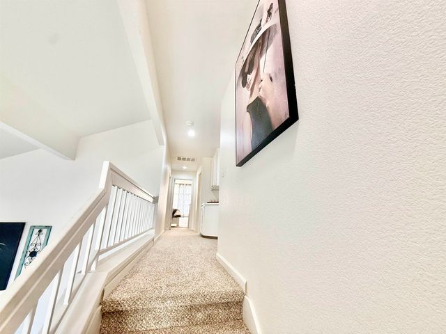 3601 Balfour Ln, Modesto, CA 95357