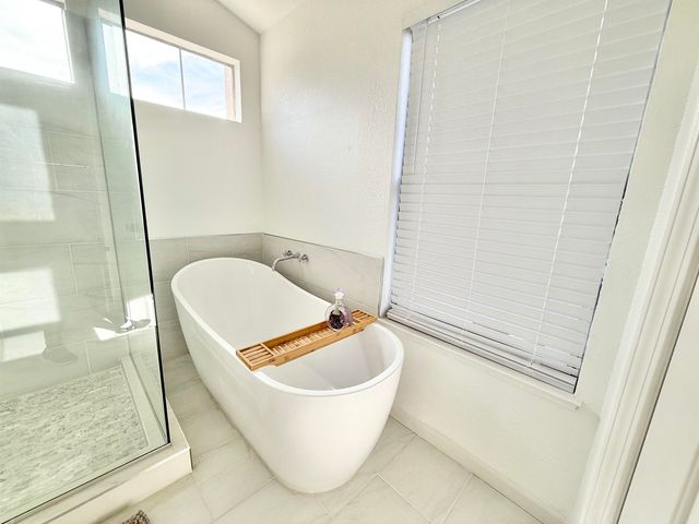 3601 Balfour Ln, Modesto, CA 95357