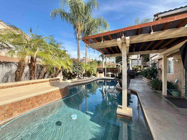 3601 Balfour Ln, Modesto, CA 95357