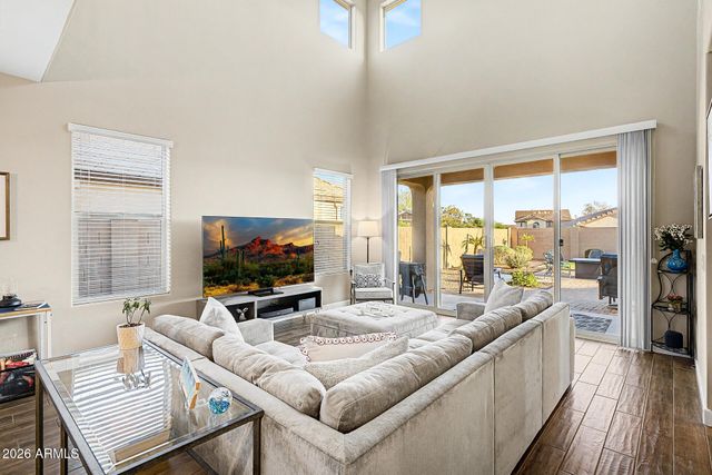 12019 W LONE TREE Trail, Peoria, AZ 85383