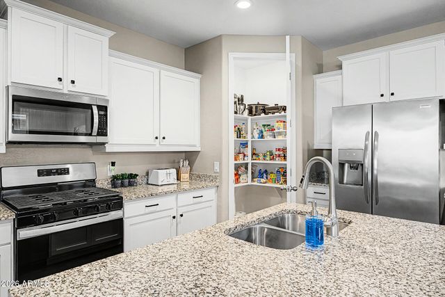 12019 W LONE TREE Trail, Peoria, AZ 85383