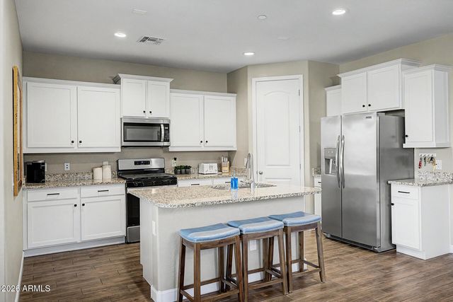 12019 W LONE TREE Trail, Peoria, AZ 85383
