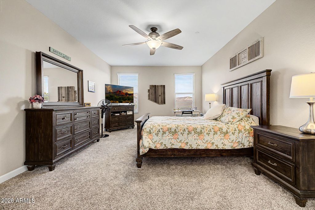 Image 29 of property listing at 12019 W LONE TREE Trail, Peoria, AZ 85383