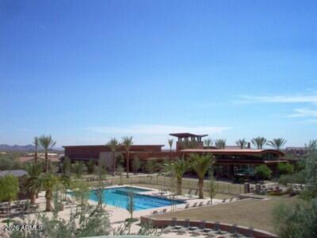 Image 76 of property listing at 12019 W LONE TREE Trail, Peoria, AZ 85383