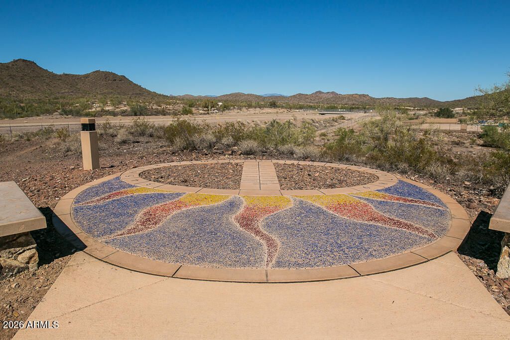 Image 93 of property listing at 12019 W LONE TREE Trail, Peoria, AZ 85383