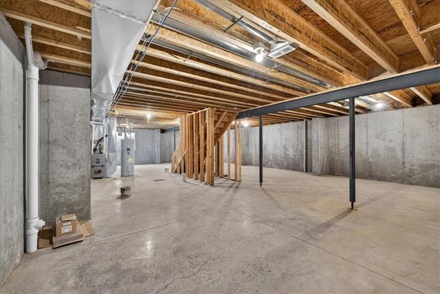 23722 E 11th Street S, Blue Springs, MO 64056