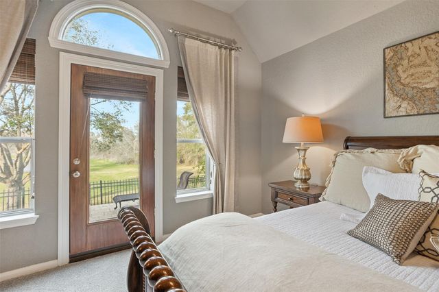 308 Green Oaks Drive, League City, TX 77573