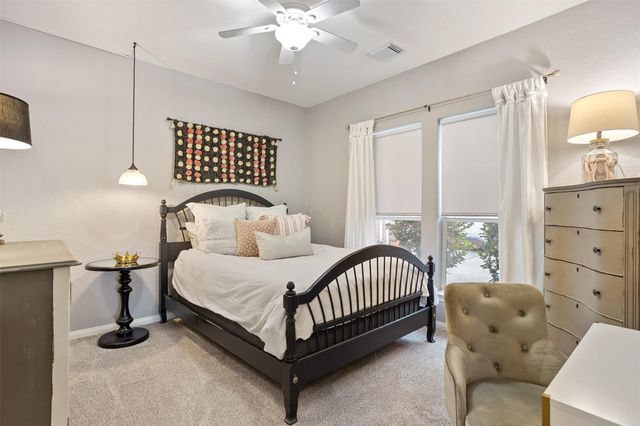 308 Green Oaks Drive, League City, TX 77573