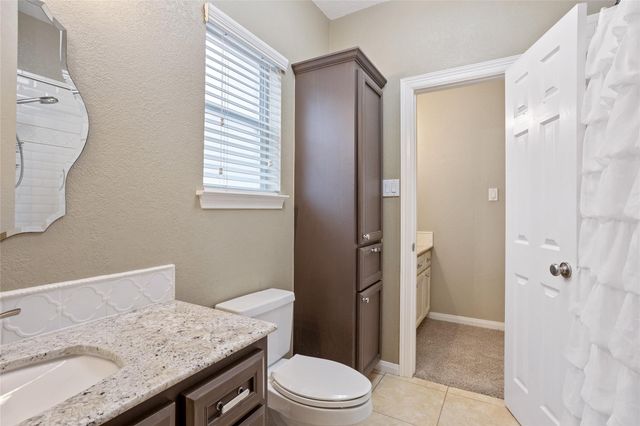 308 Green Oaks Drive, League City, TX 77573