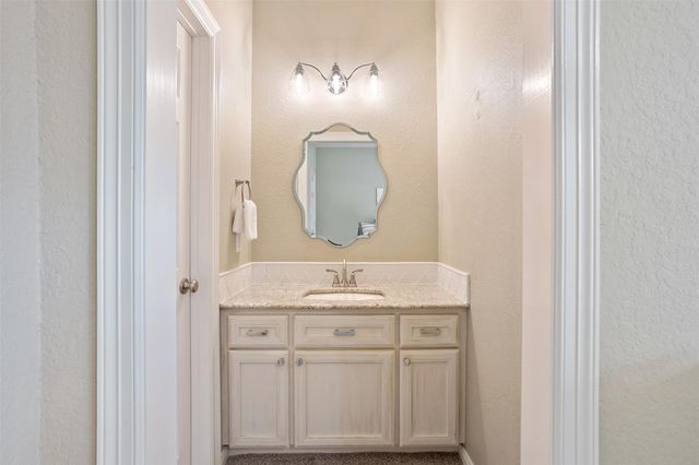 308 Green Oaks Drive, League City, TX 77573