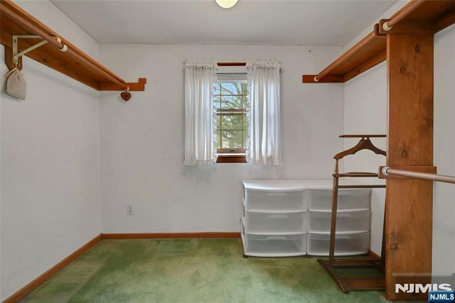 59 Chestnut Avenue, Rochelle Park, NJ 07662