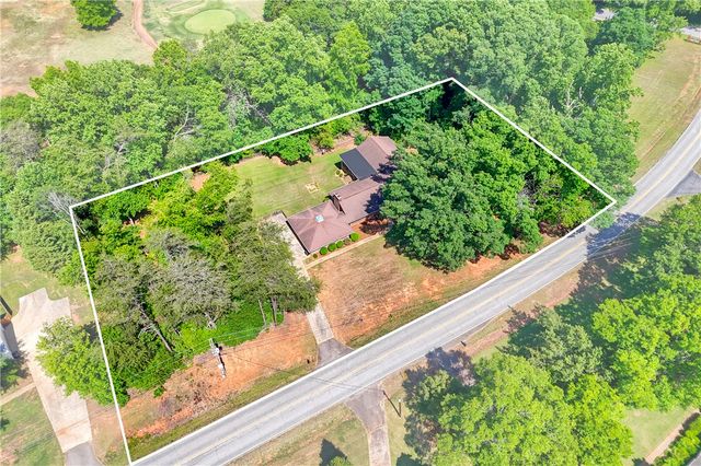 341 Piedmont Golf Course Road, Piedmont, SC 29673