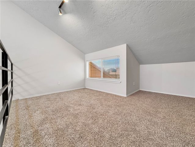 7122 Premont Dr C202, Corpus Christi, TX 78414