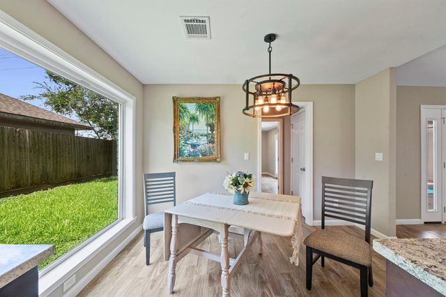 210 Big Hollow Lane, Houston, TX 77042