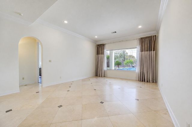 14014 Hampton Cove Drive, Houston, TX 77077