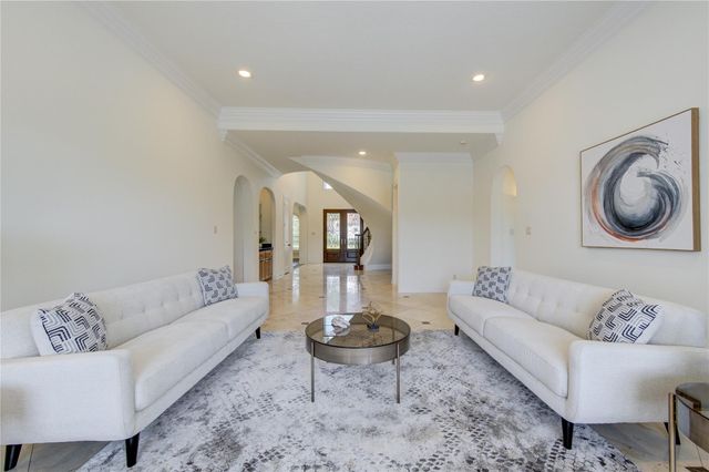 14014 Hampton Cove Drive, Houston, TX 77077