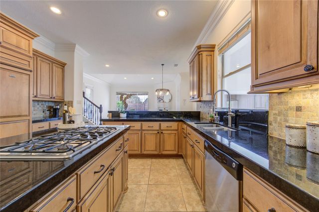 14014 Hampton Cove Drive, Houston, TX 77077