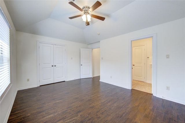 14014 Hampton Cove Drive, Houston, TX 77077