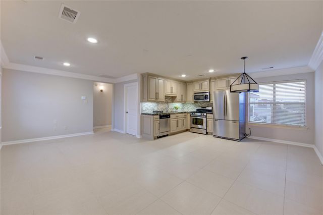 14014 Hampton Cove Drive, Houston, TX 77077